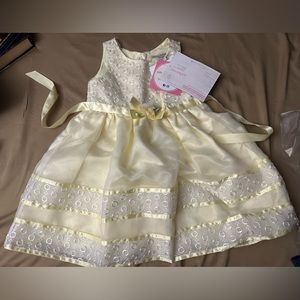 Youngland 4T Yellow Toddler Girl Dress Easter Flowery Spring Formal NWT
